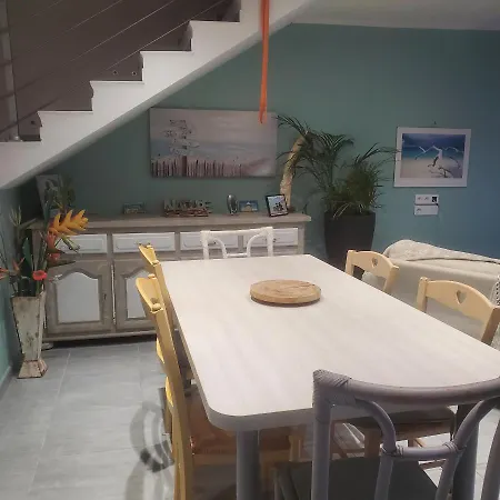 Semesterbostad Maison T3 Avec Piscine